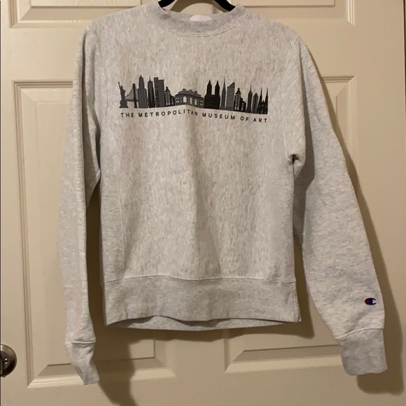 Champion Tops - The Met Champion Crewneck